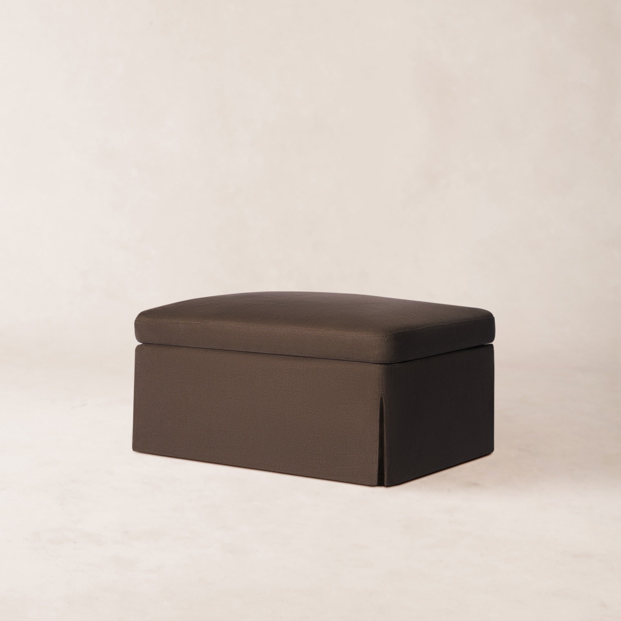 Antwerp Ottoman by House of Leon