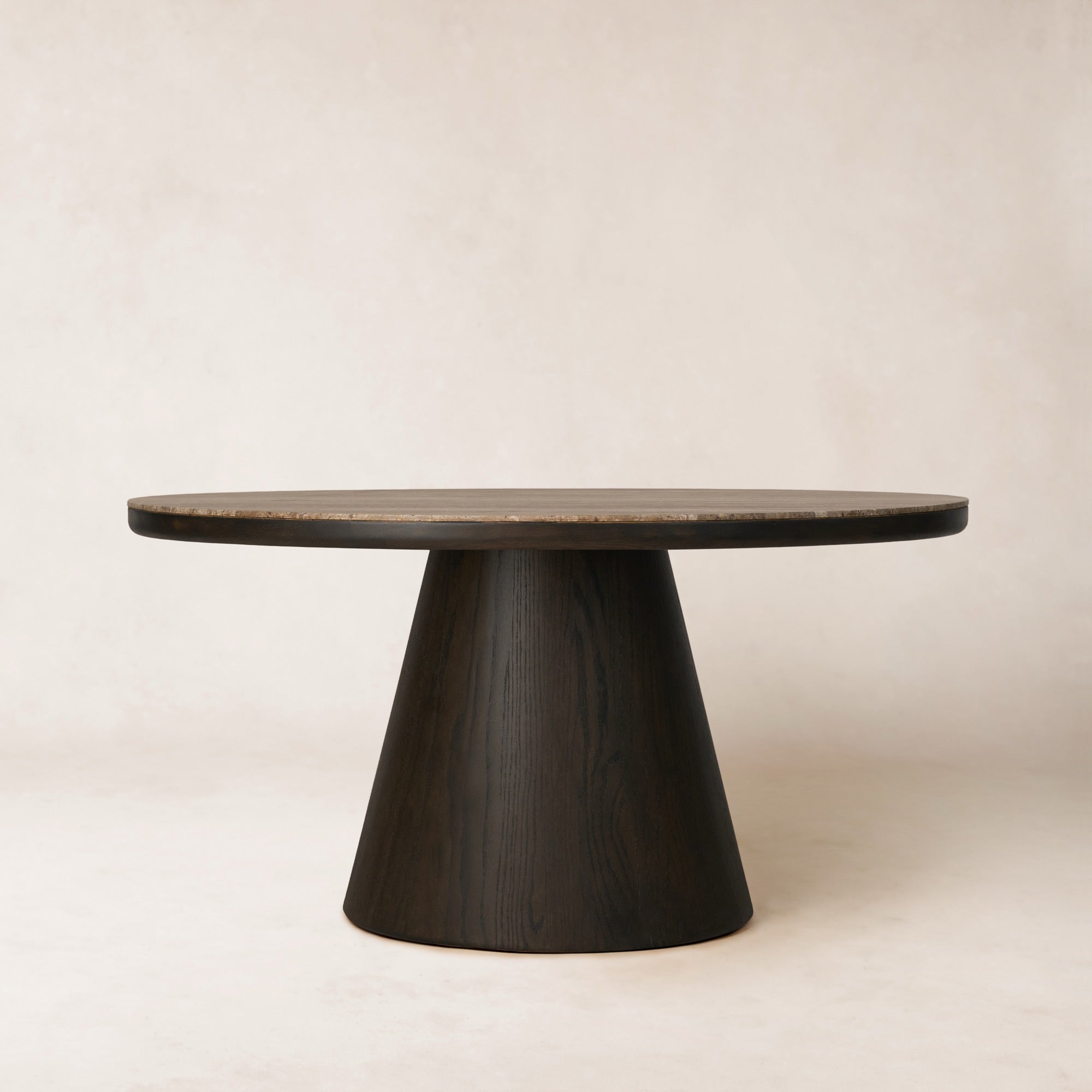 Eik Round Dining Table - Watercolor Black