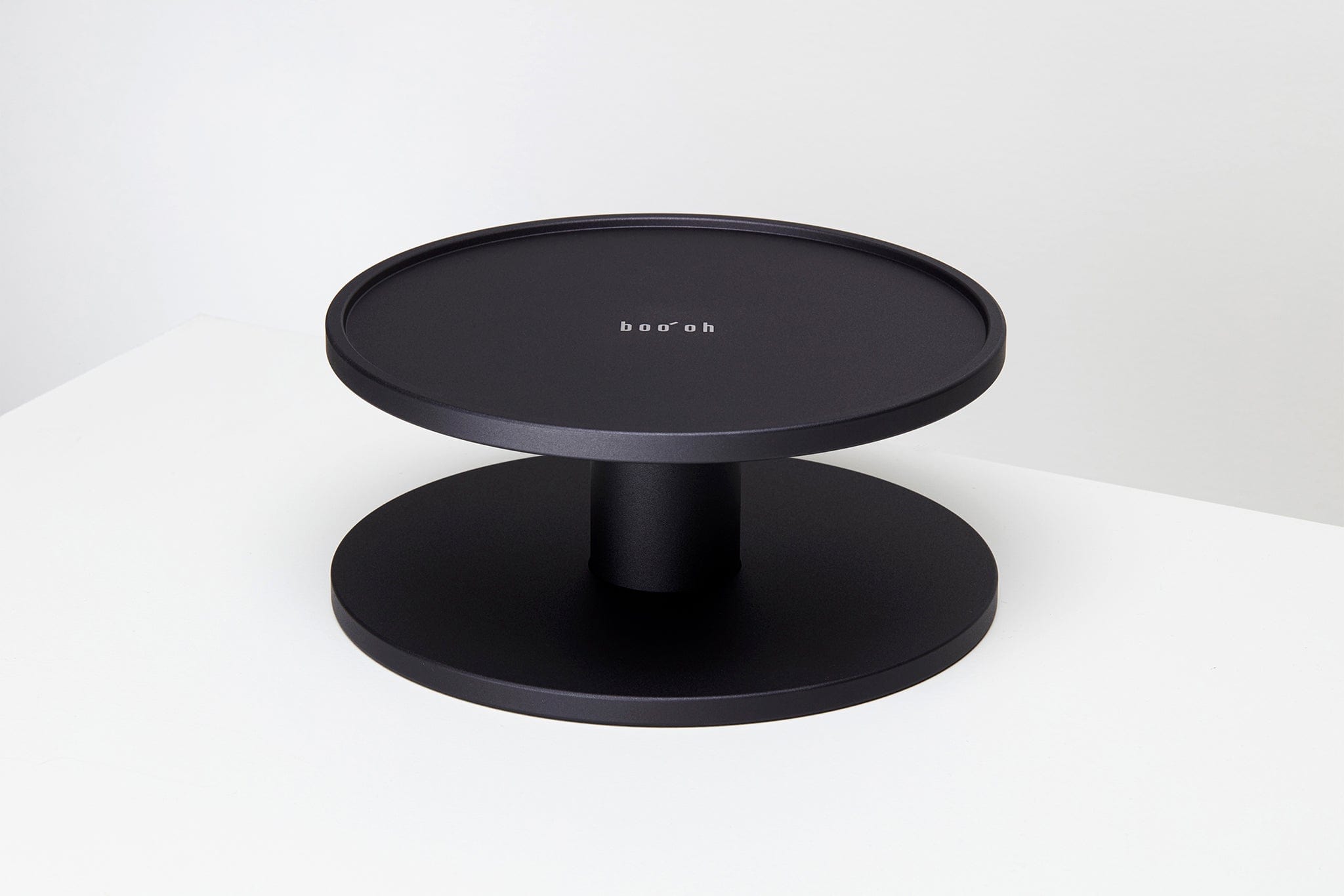 The MOGO Stand, Elevated design for healthier daily feeding
