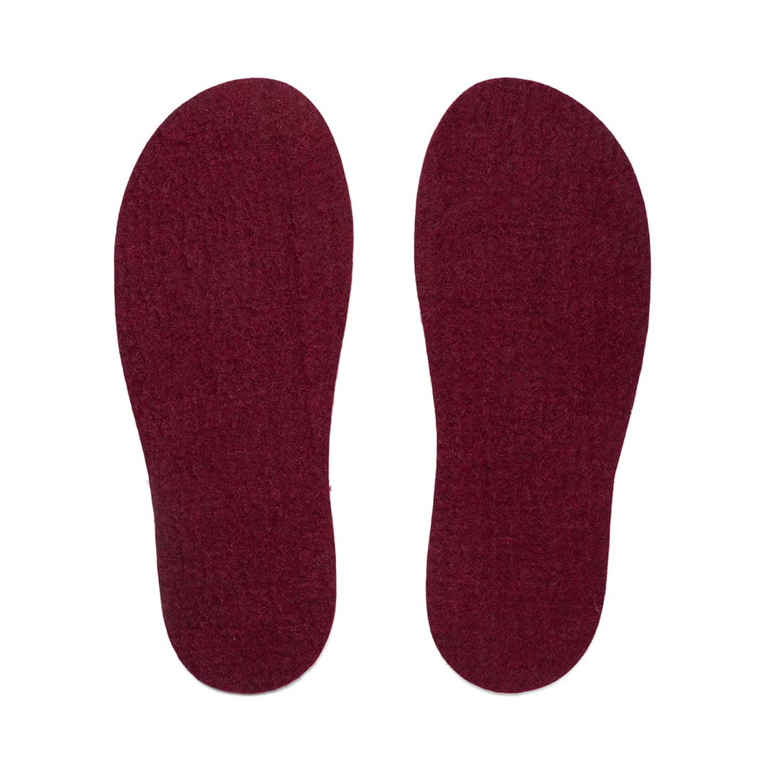 Plum Kyrgies wool felt insoles designed for everyday comfort and moisture-wicking support