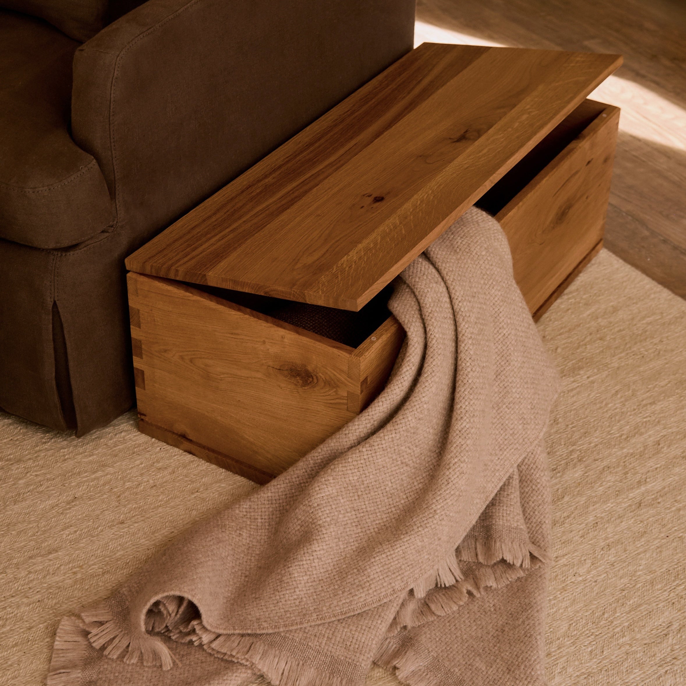 Eik Chest by House of Leon