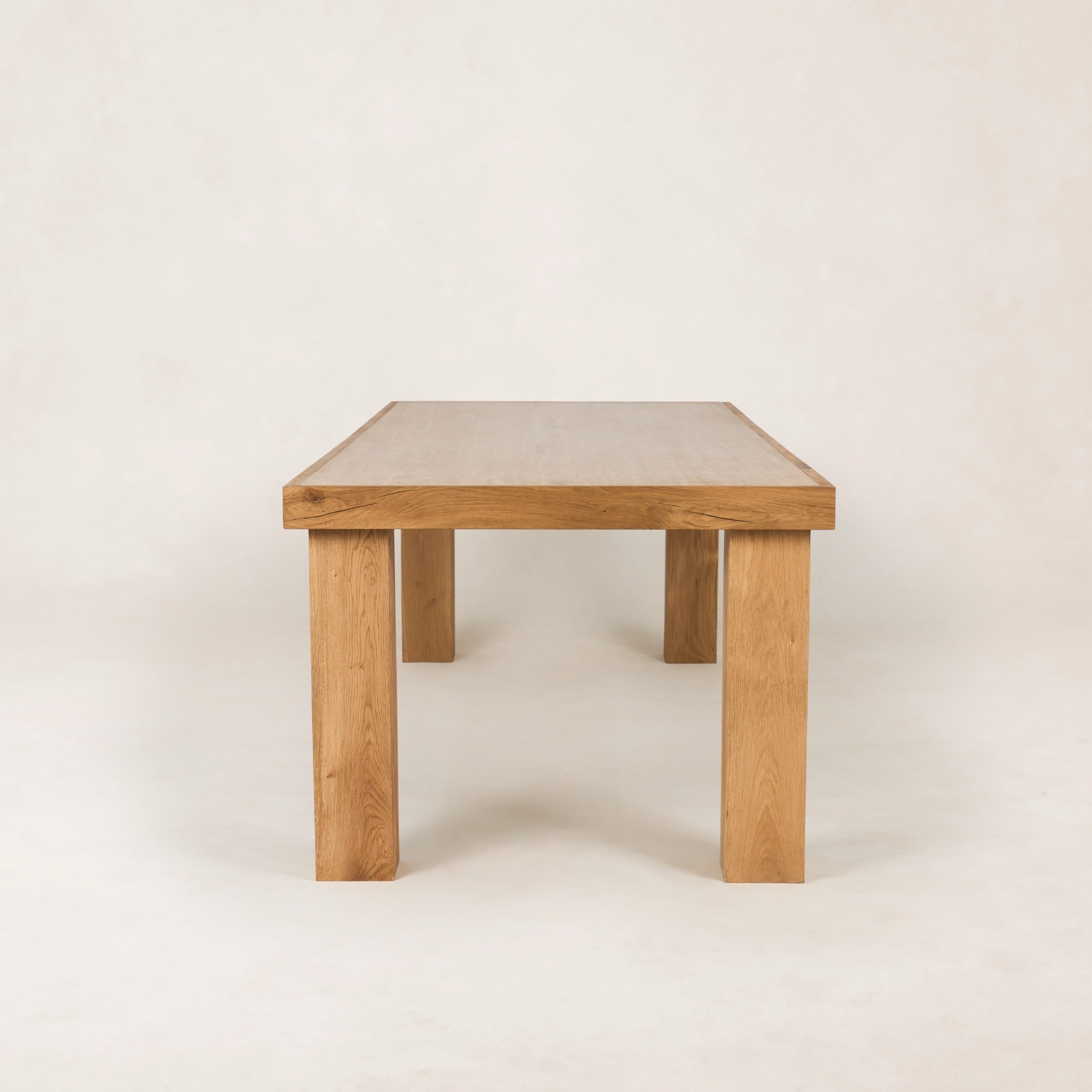 Antwerp Dining Table