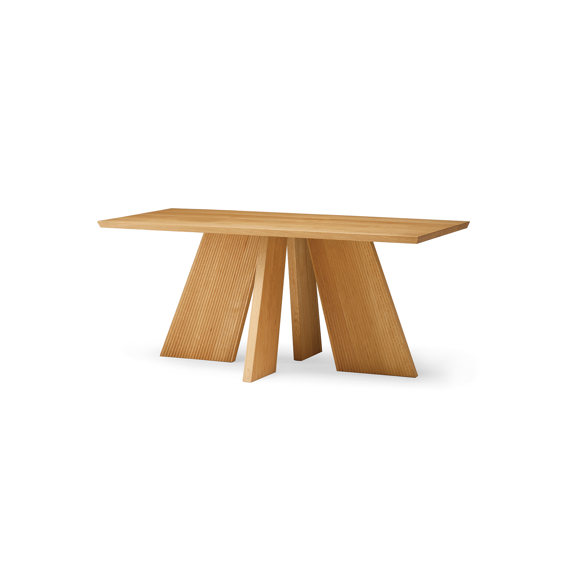 HAKAMA Table