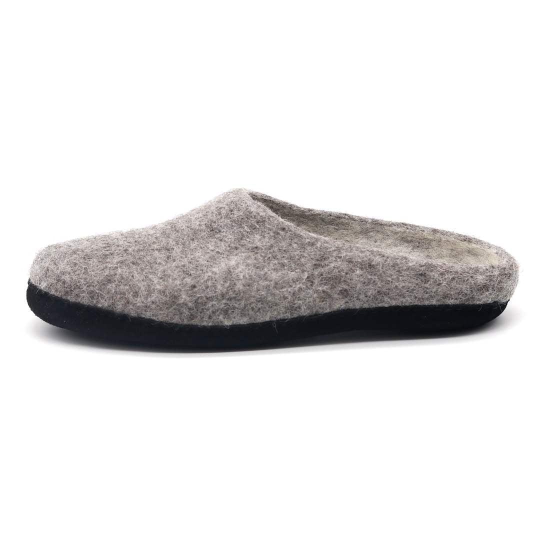 Men's Astoria Noir wool house slipper in Heather Grey, side view