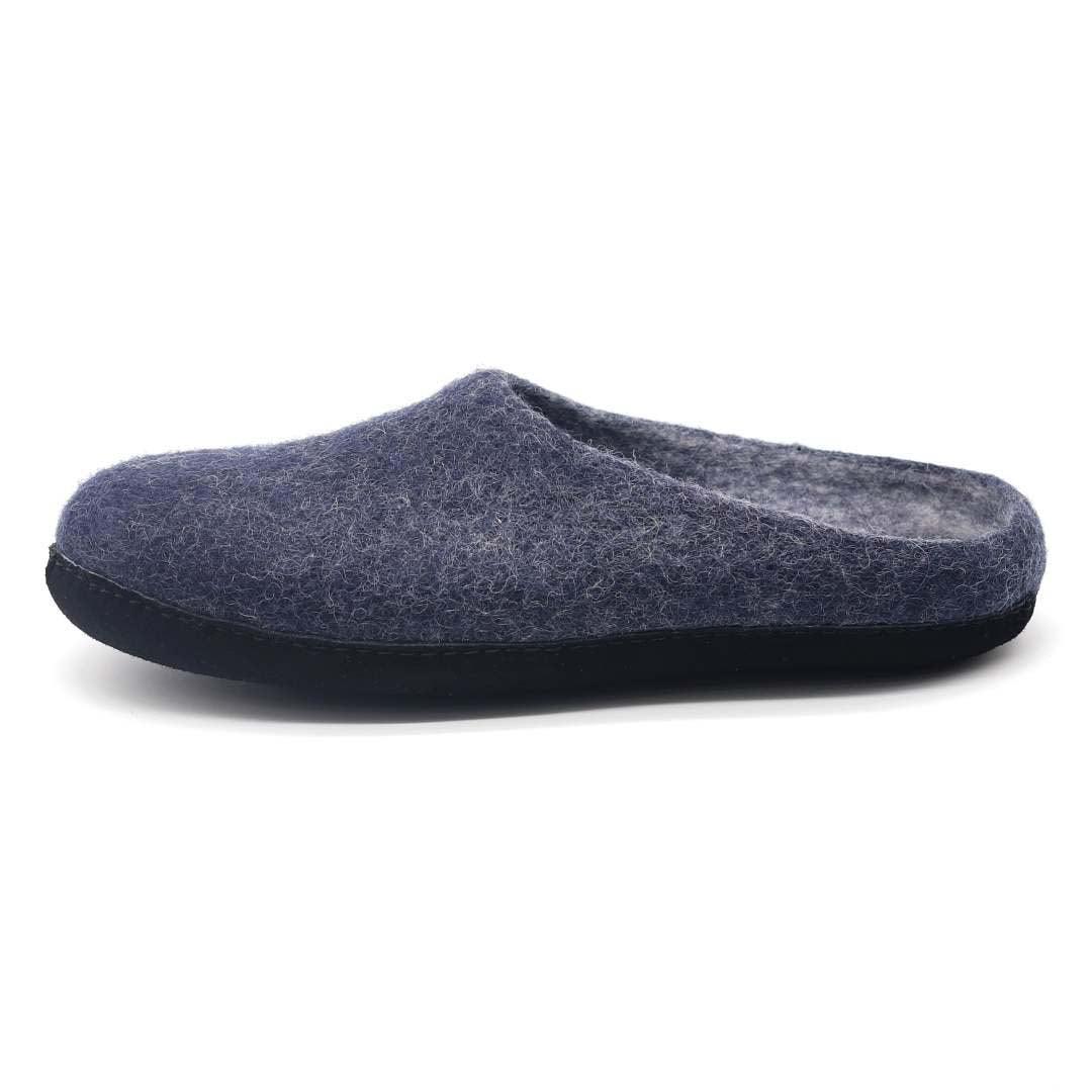Men's Astoria Noir wool house slipper in Indigo, side view