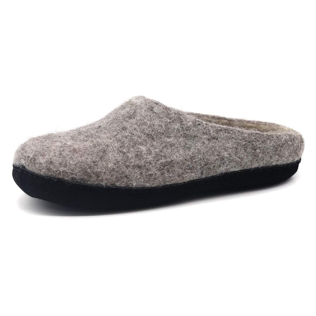 Women's Astoria Noir wool house slipper in Heather Grey, angled view showing toe box