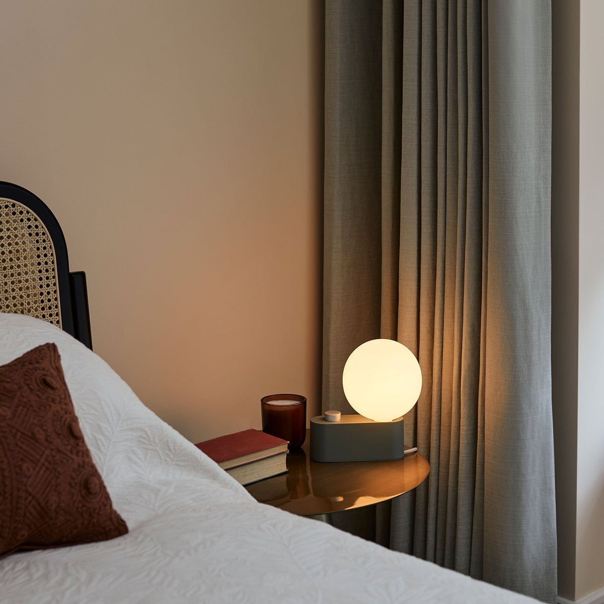 Alumina Multi-Use Lamp in Sage