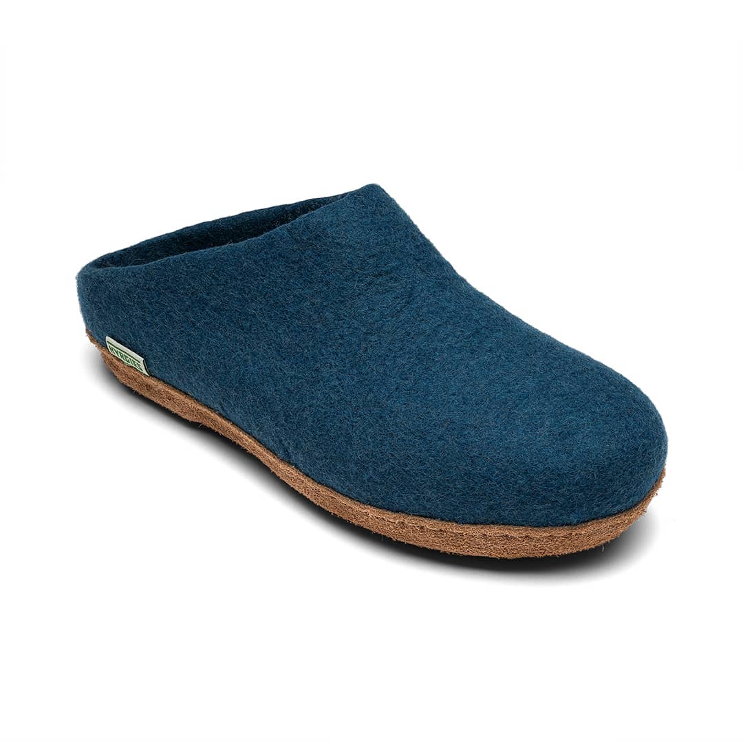 Kyrgies Molded Sole Low Back Indoor Slides, navy wool felt, angled side view