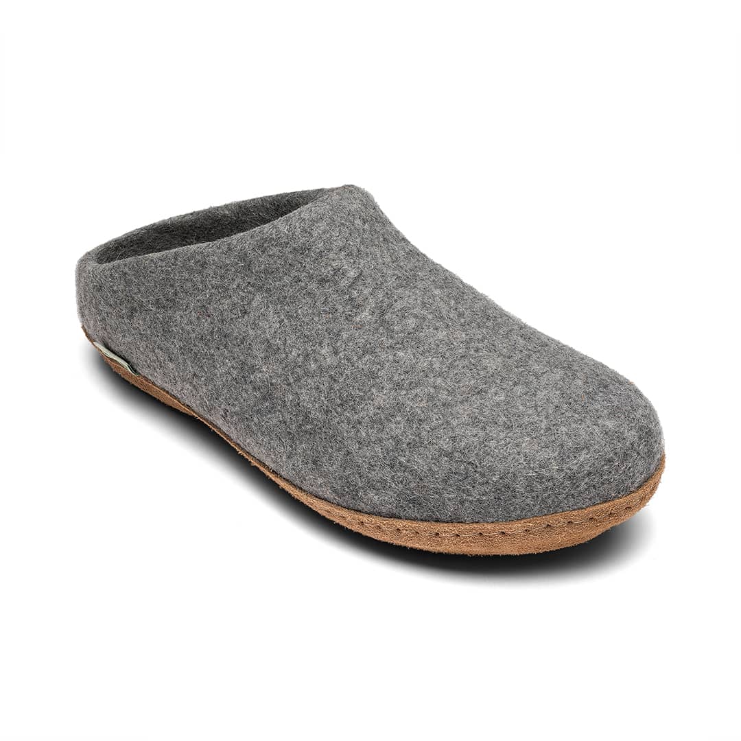 Kyrgies Molded Sole Low Back Indoor Slides, grey wool felt, side view