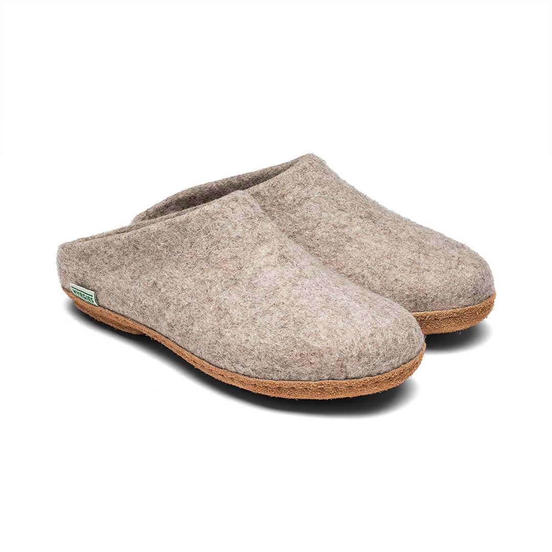 Kyrgies Molded Sole Low Back Indoor Slides, taupe wool felt, pair side view